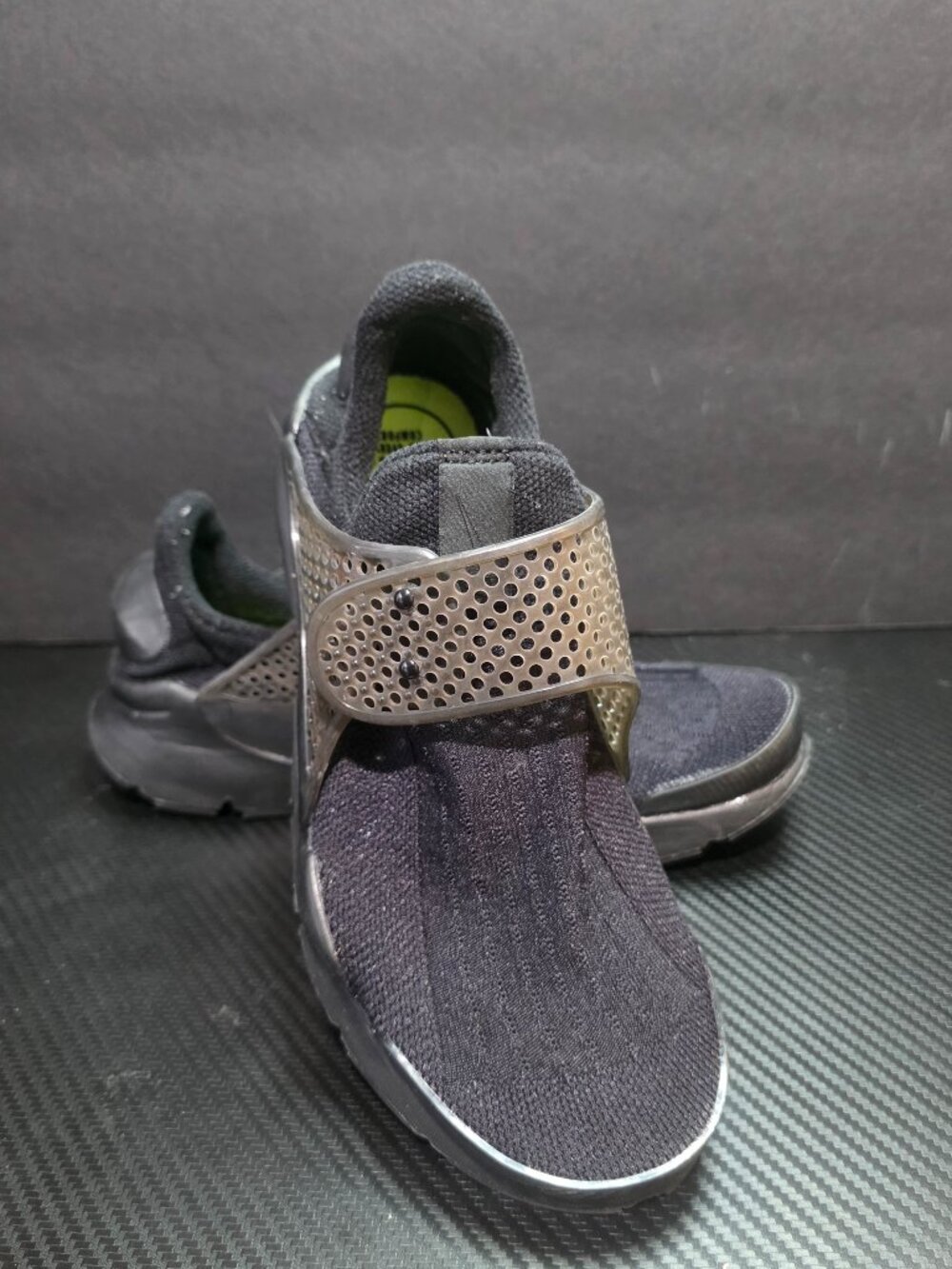 Nike Women's Sock Dart SE Running Shoes Triple Black Sneakers Size 6